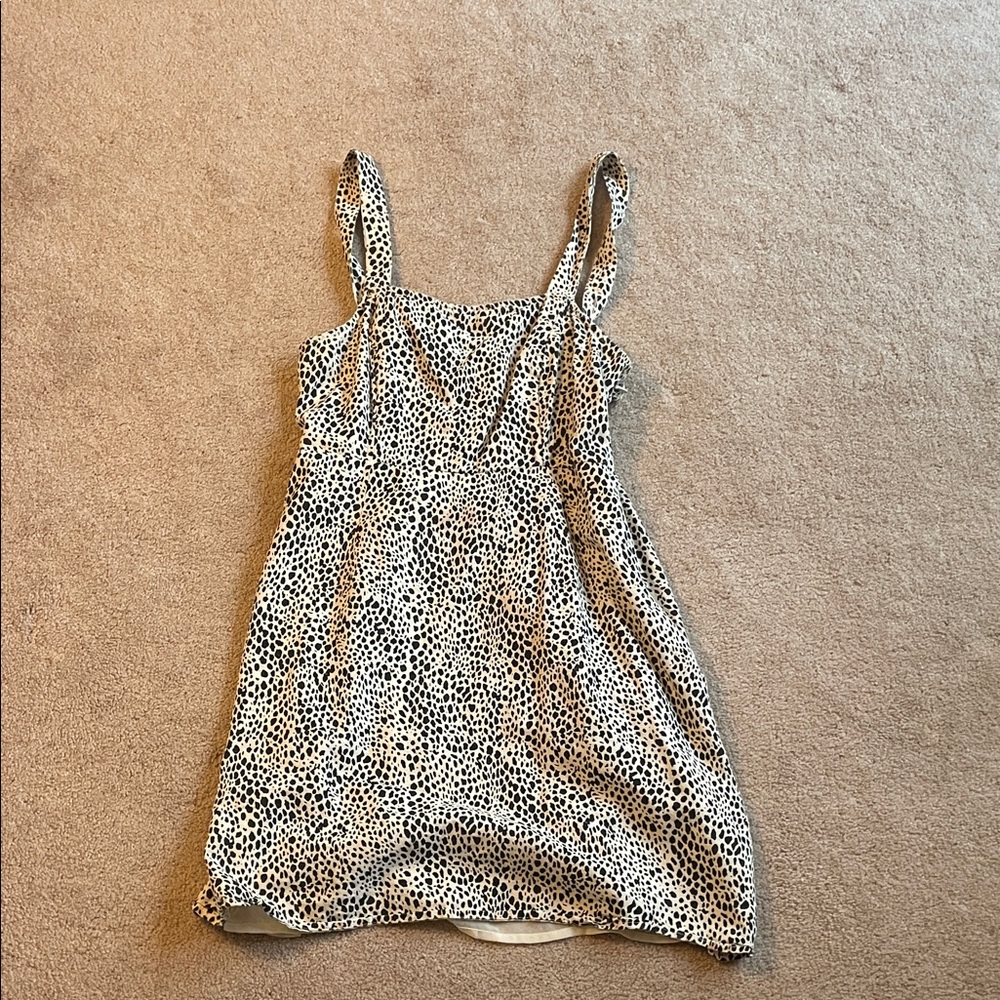 American Eagle Outfitters Spotted Pattern Top